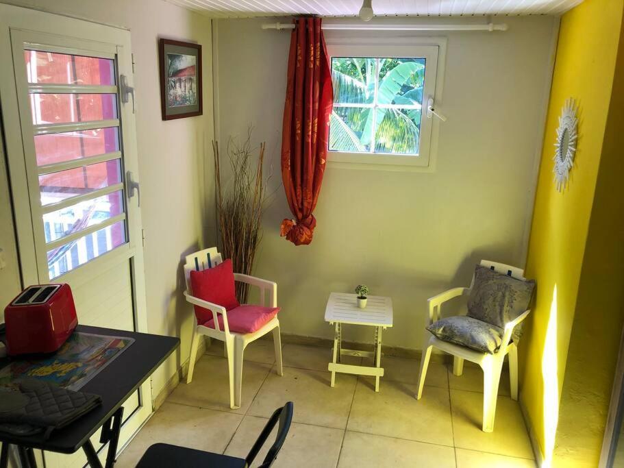 Appartamento Sous Le Manguier Sainte-Anne Esterno foto